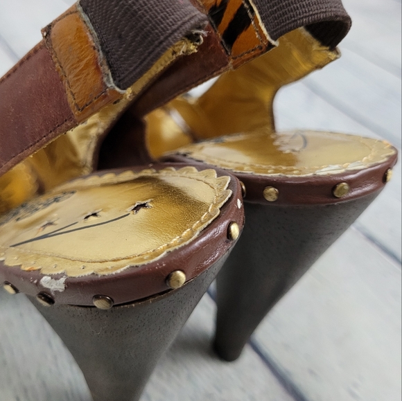 NAUGHTY MONKEY | leather platform tiger animal print high heels - Picture 7 of 10